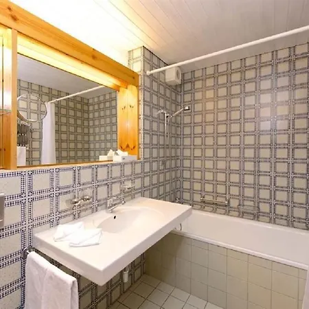 Schweizerhof 242